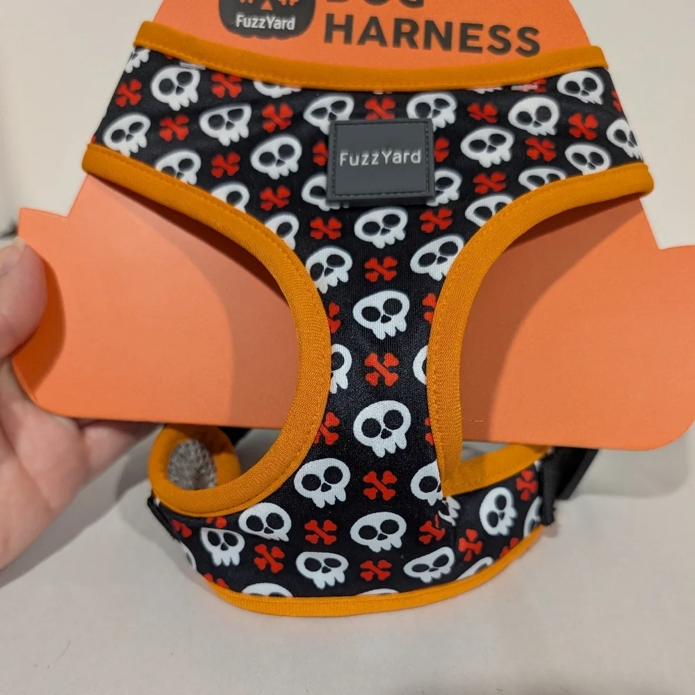 NWT FuzzYard Halloween Skulss Orange, White & Black Dog Harness in Size Medium